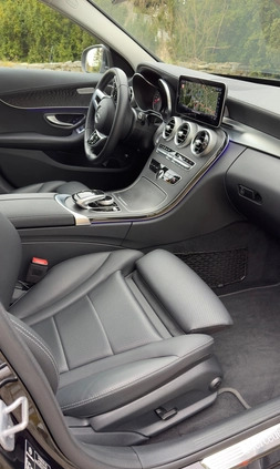 Mercedes-Benz Klasa C cena 123000 przebieg: 114000, rok produkcji 2019 z Krośniewice małe 137